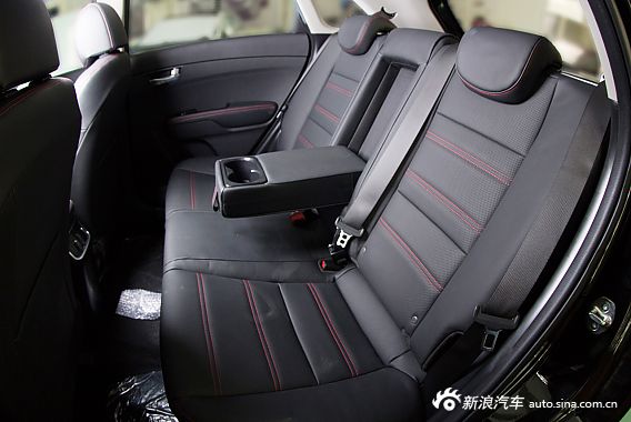 2015款起亚KX3官方图