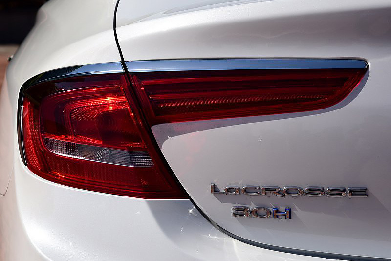 新君越混动版8月29日正式上市