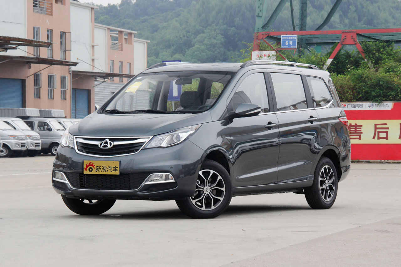 2016款长安欧尚1.5l手动豪华型