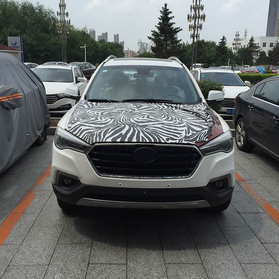 全新奔腾X80谍照