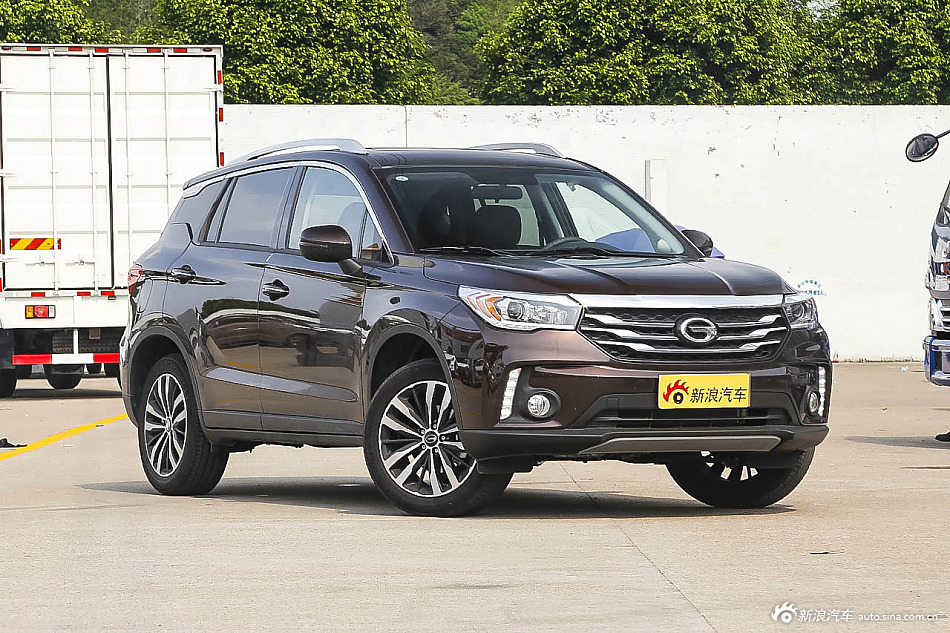 2016款传祺GS4 1.5T自动豪华版235T G-DCT