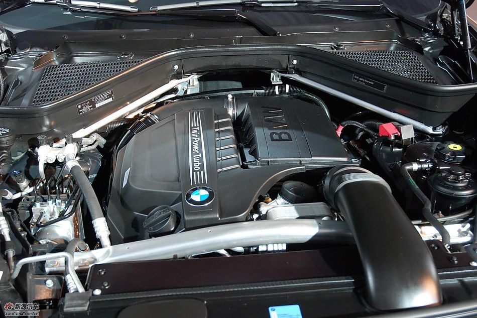 新宝马x5发动机