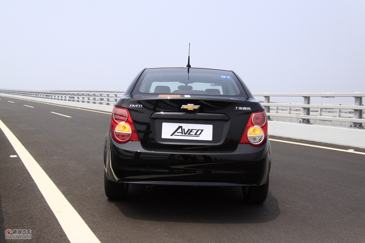 爱唯欧三厢外观_爱唯欧外观图片6953487_汽车图库_新浪汽车_新浪网