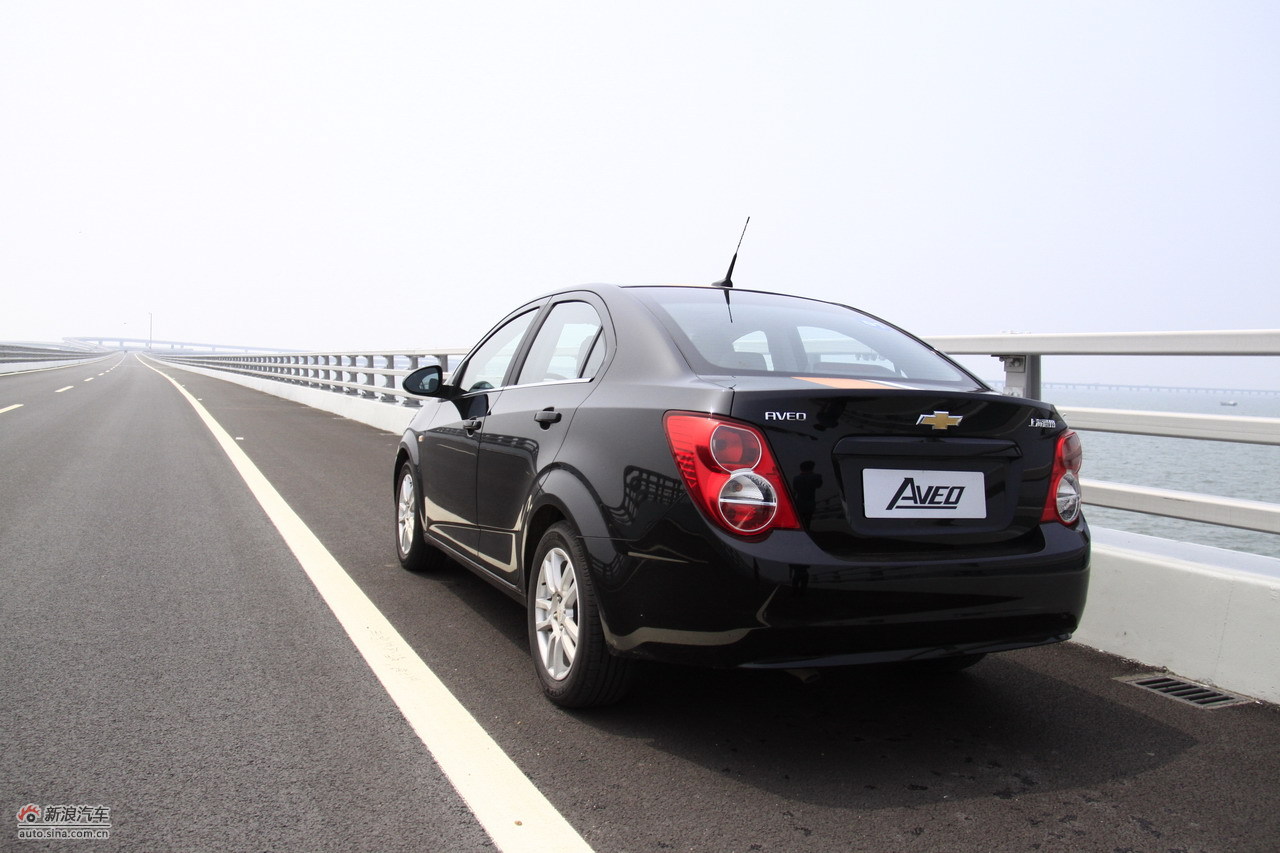 爱唯欧三厢外观_爱唯欧外观图片6953496_汽车图库_新浪汽车_新浪网