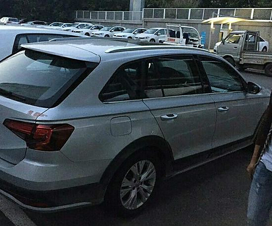 跨界风的大众C-TREK实车曝光