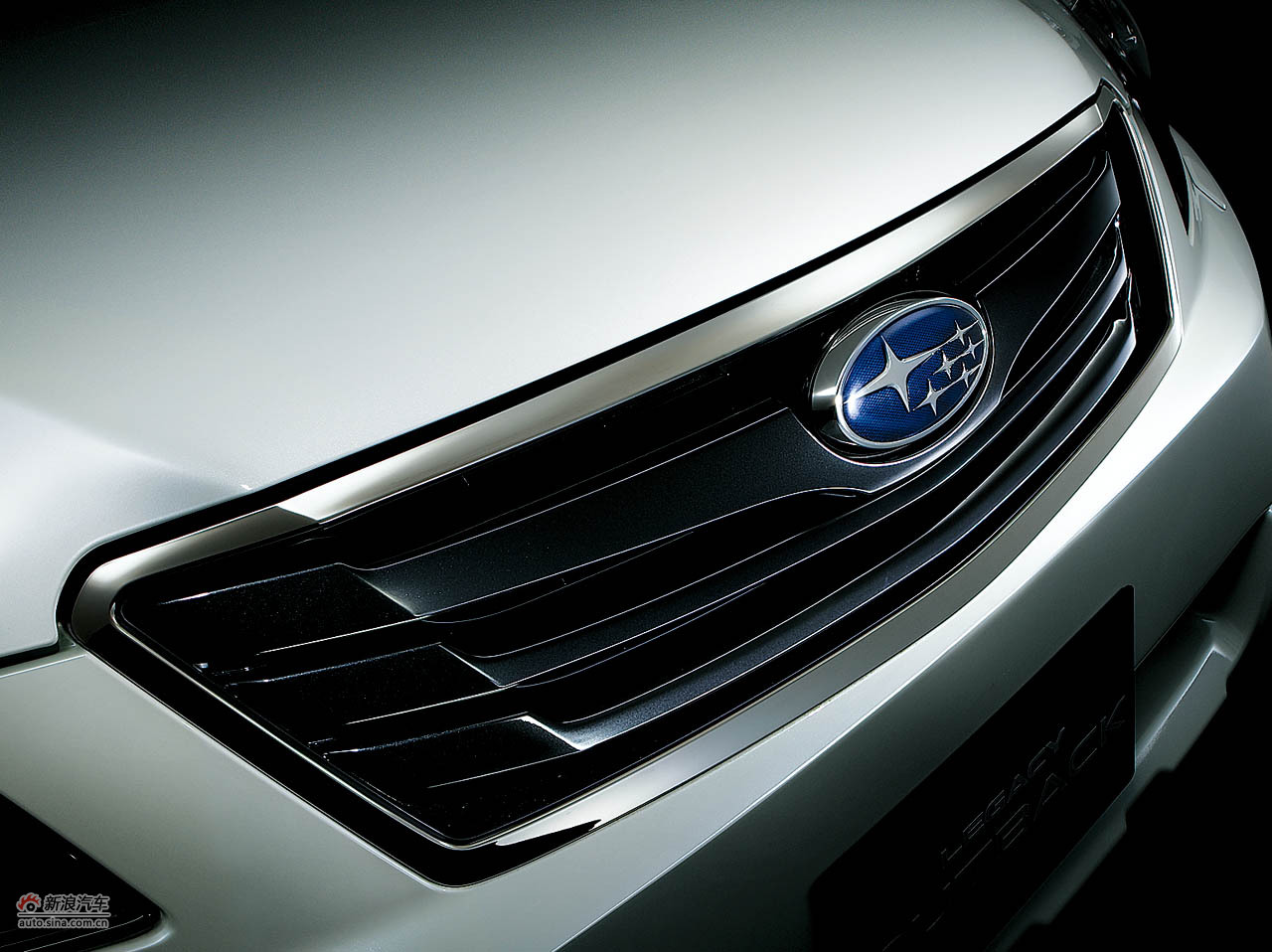 2012款傲虎2.5i运动版官方图片