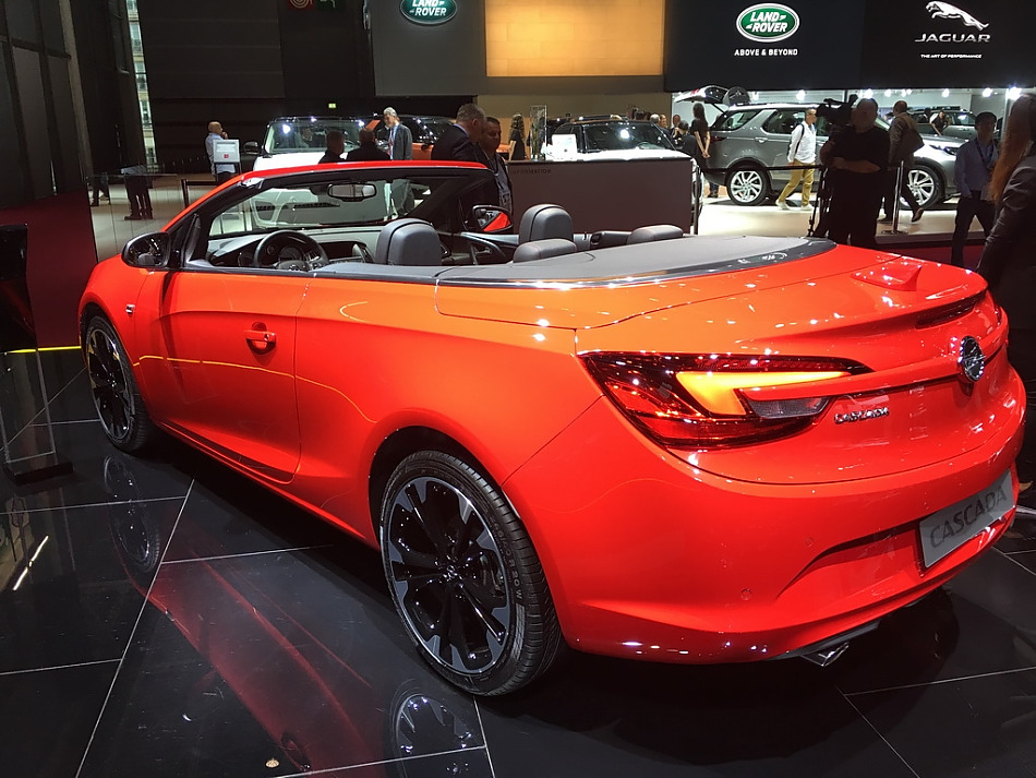 巴黎车展:欧宝Cascada Supreme