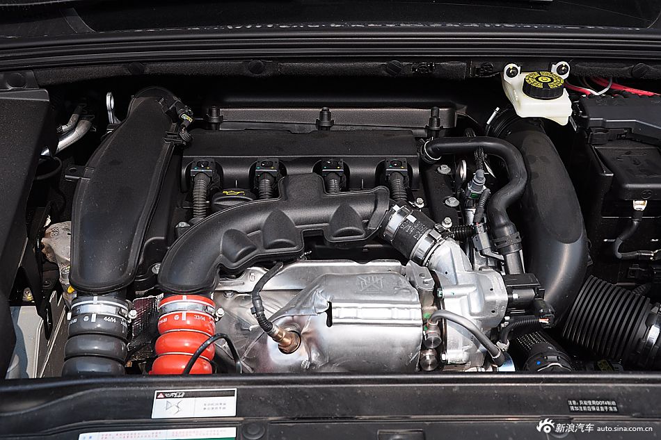 2015款DS 5LS 1.6T自动雅致版THP160