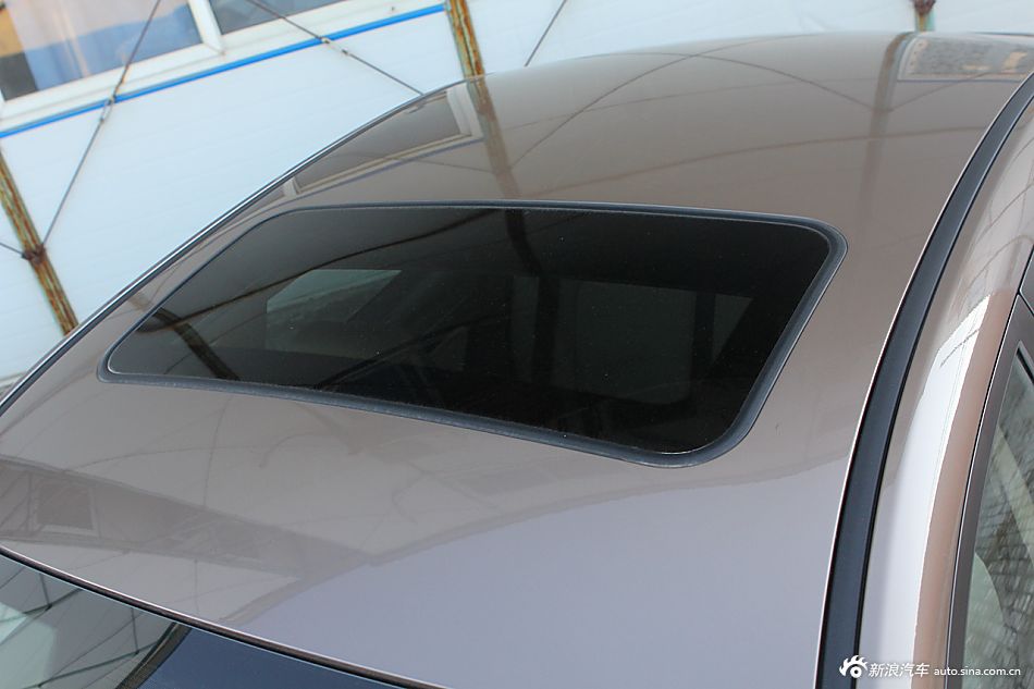 全新奔腾B30 1.6L自动豪华型