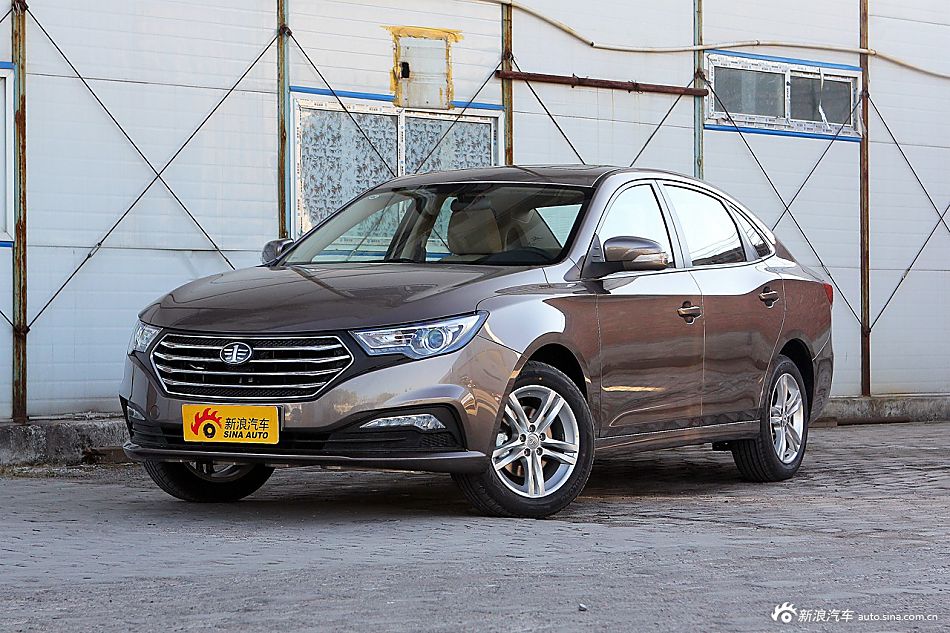 全新奔腾B30 1.6L自动豪华型