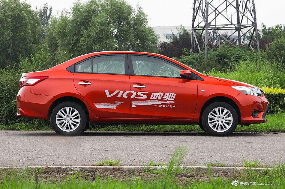 2014款威驰1.5L自动智尊版