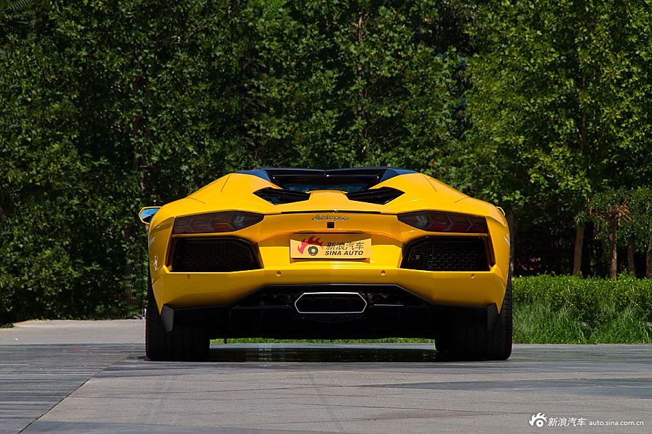 兰博基尼aventador lp 700-4敞篷版_新浪图片_手机新浪网