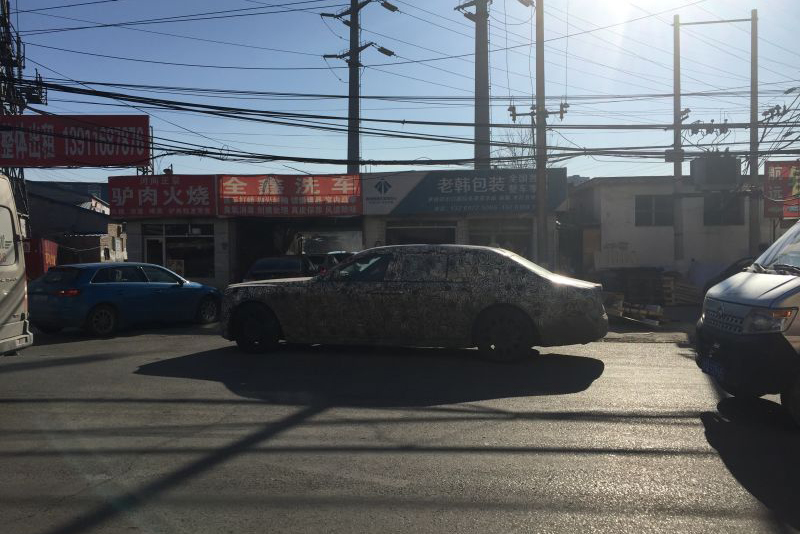 曝劳斯莱斯幻影国内路试谍照