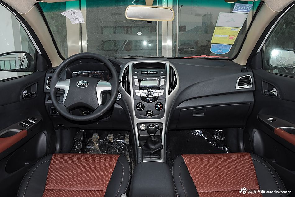 2015款比亚迪F3节能版1.5L手动标准型