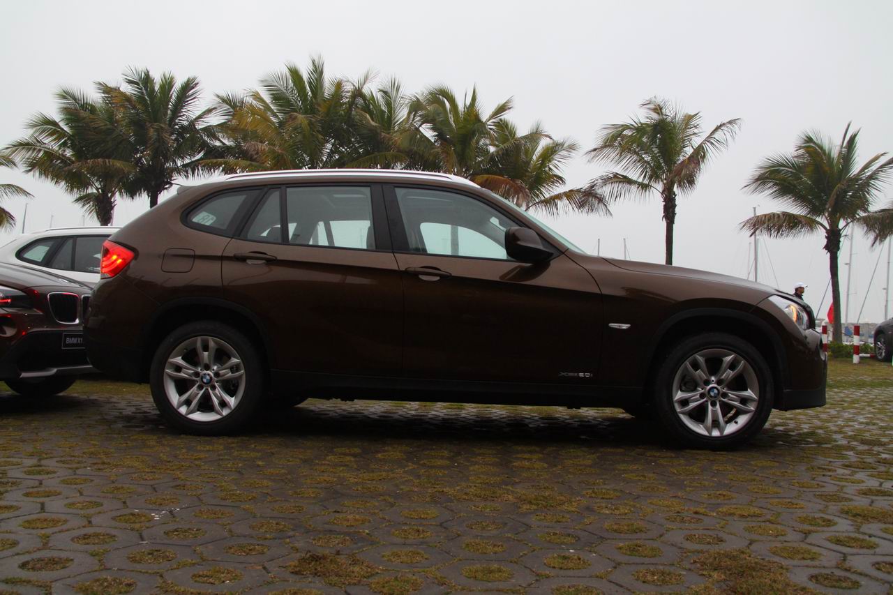 宝马x1 马拉喀什棕