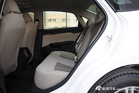 2015款英朗15N自动精英型