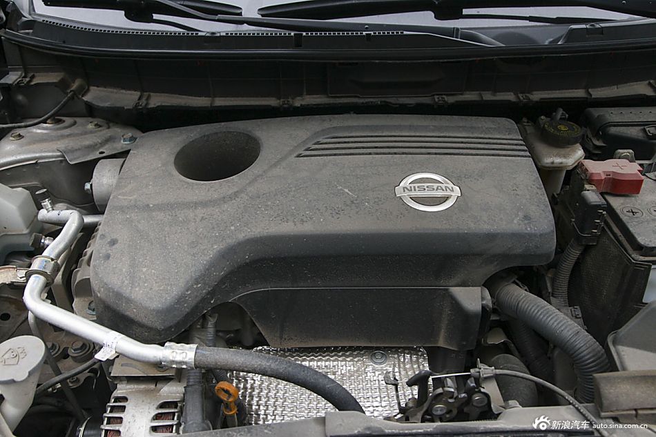 2014款奇骏2.5L自动XV NAVI四驱至尊版