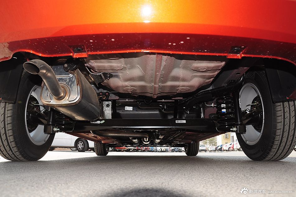 2015款3 1.3L AMT理想版