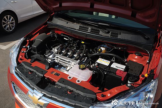 2015款3 1.3L AMT理想版