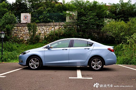 2015款科鲁兹1.4T自动旗舰版