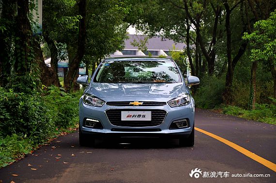 2015款科鲁兹1.4T自动旗舰版