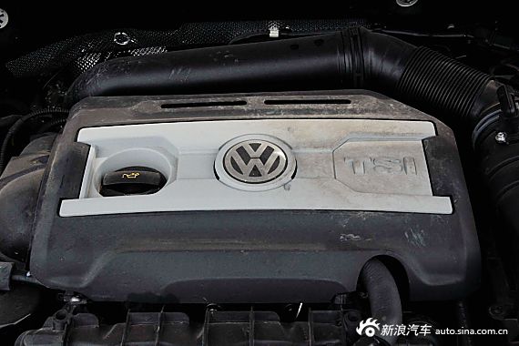 2014款帕萨特2.0T DSG至尊版