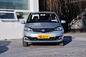 众泰2008和威志v5哪个好?