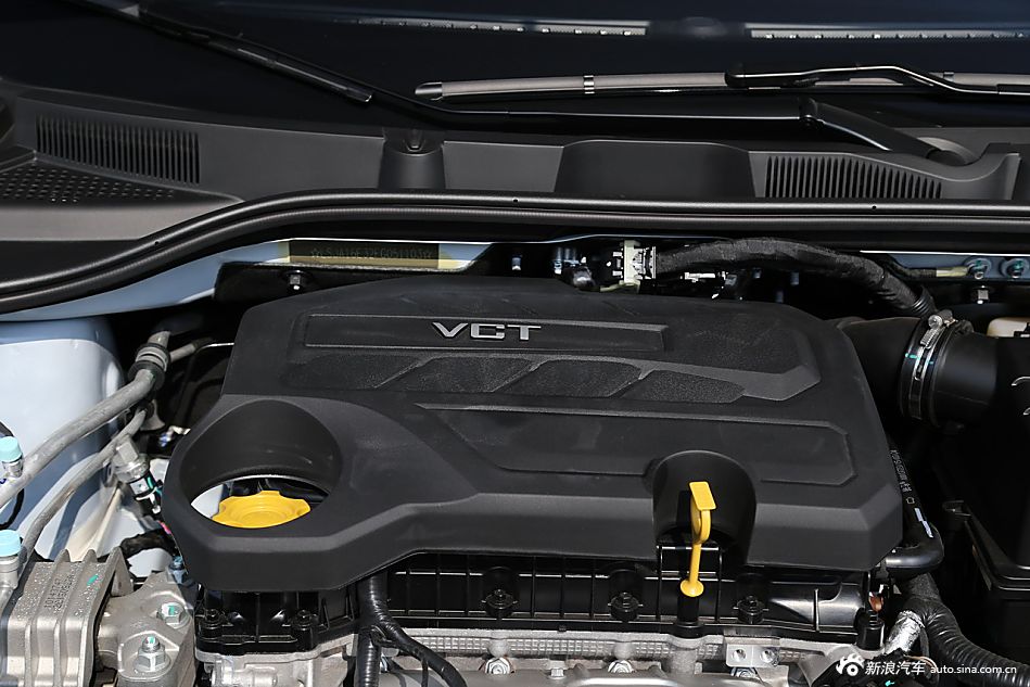 2015款荣威360 1.5L自动豪华版