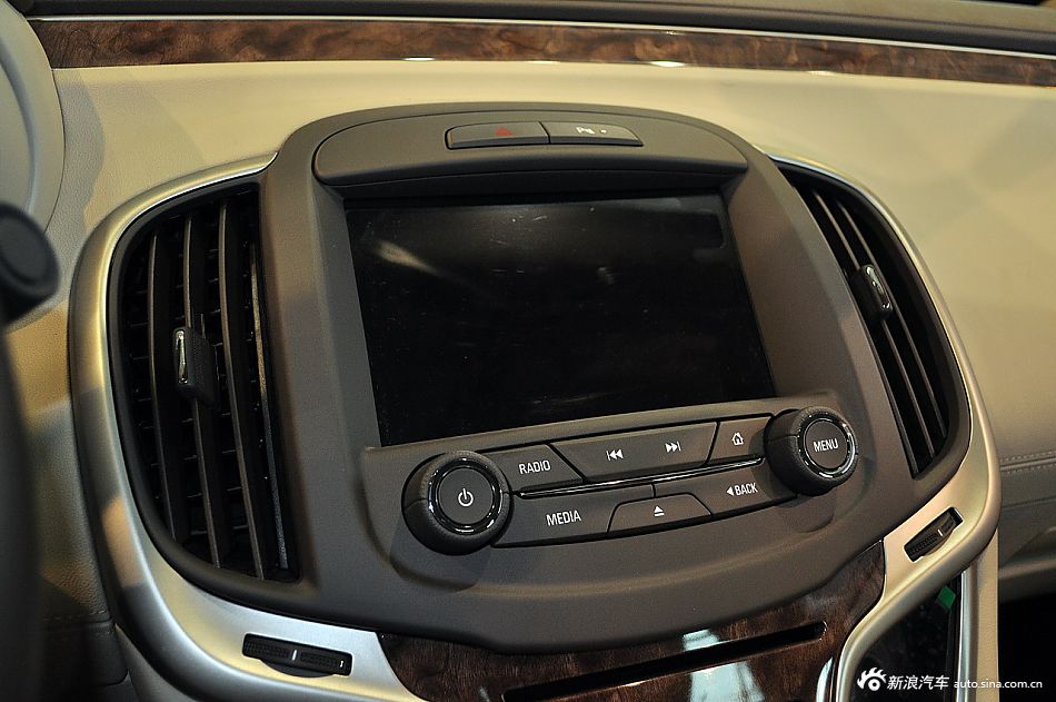 07年君越原车cd尾线接线图