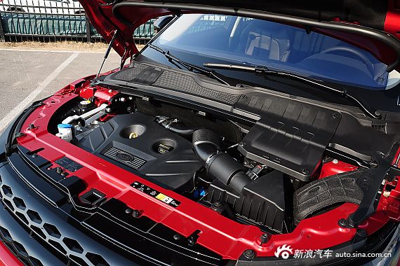 2015款揽胜极光2.0T锐动版