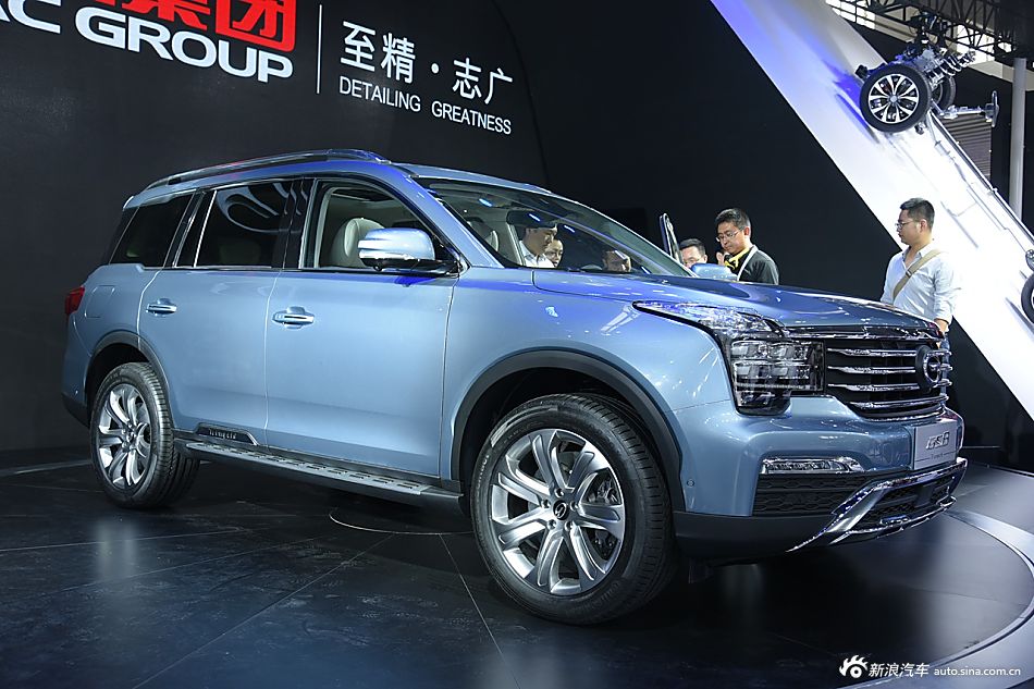 2016北京车展实拍传祺GS8