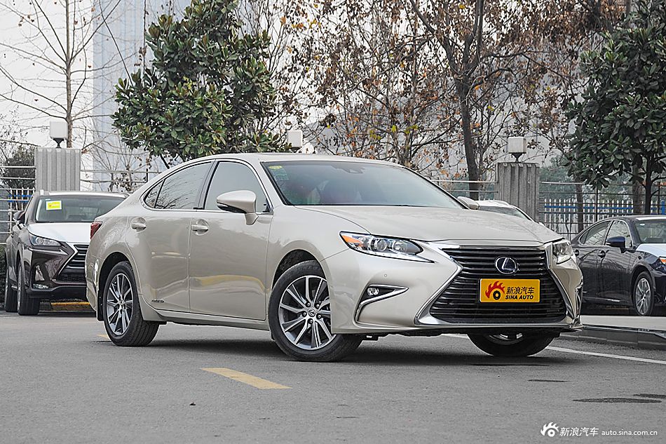 2015款雷克萨斯ES 2.5L自动300h舒适型