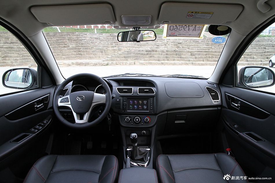 2014款北汽幻速S2豪华型