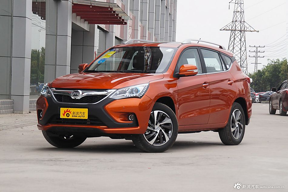 2016款比亚迪宋1.5TI手动尊贵型