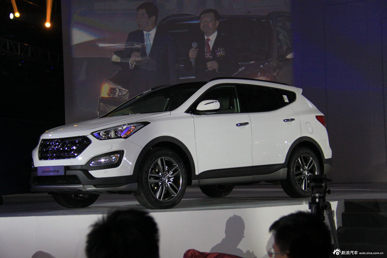 第三代进口现代新胜达上市现场