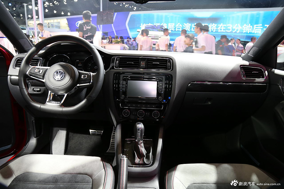 神车升级.车展实拍新款速腾GLI