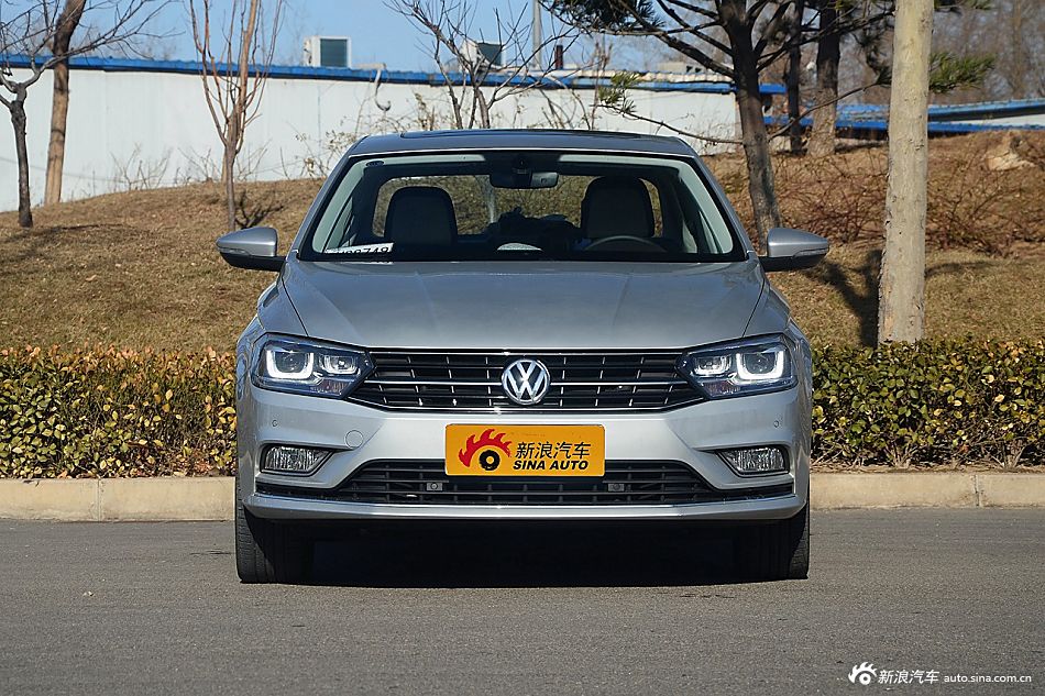 2016款大众新宝来230TSI