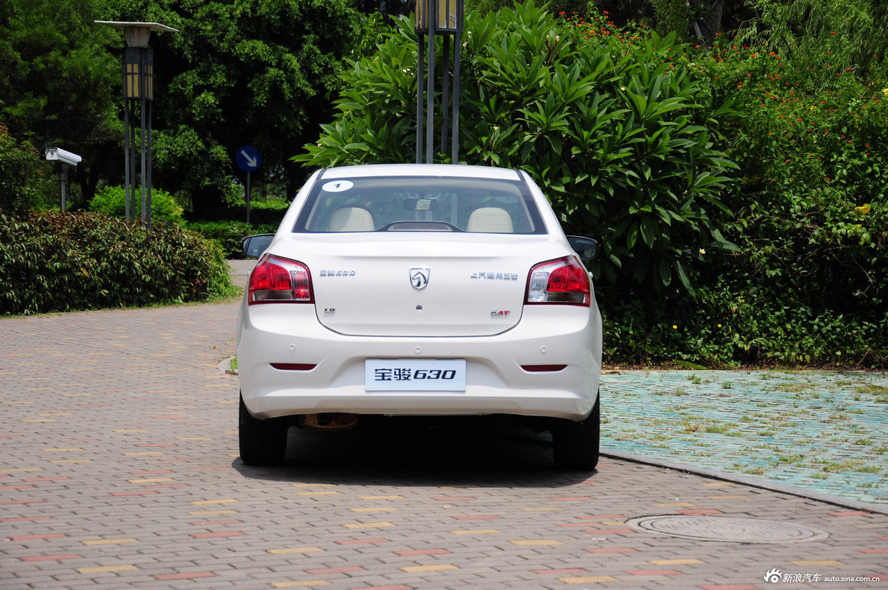 8l 6at_宝骏630外观图片18074187_汽车图库_新浪汽车_新浪网