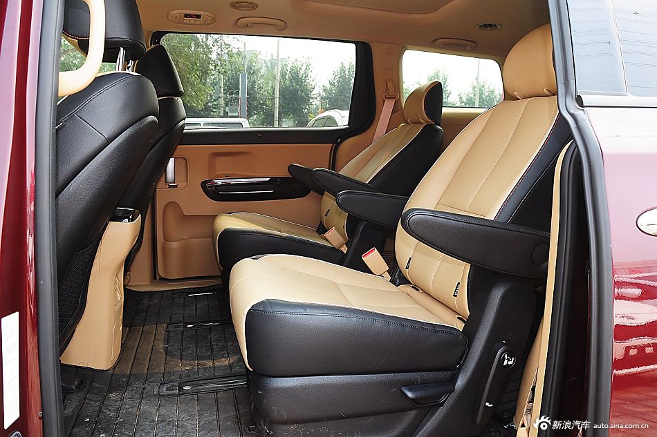 2015款嘉华（进口）3.3GDI豪华版