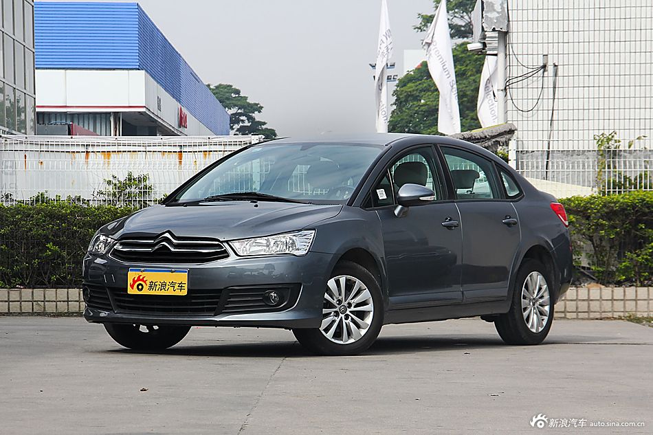 东风雪铁龙世嘉现金优惠1.2万 现车销售