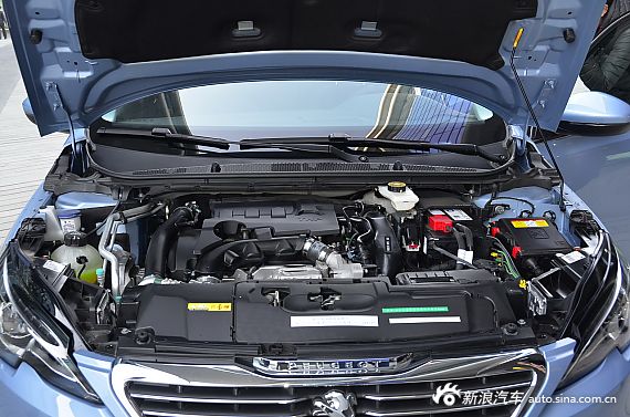 2015款东风标致308S 1.6T自动睿驰版