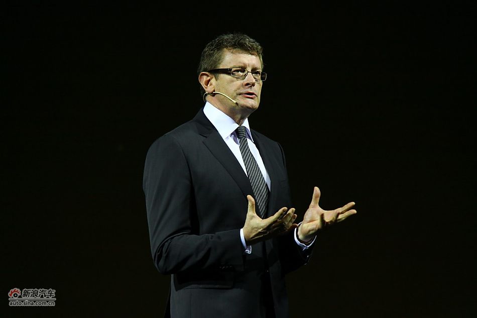 为:一汽-大众销售有限责任公司执行副总经理,大众品牌执行总监 罗开文