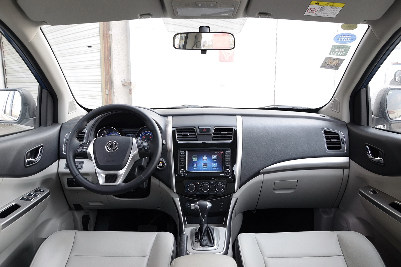 2016款风行s500 1.6l自动尊享型