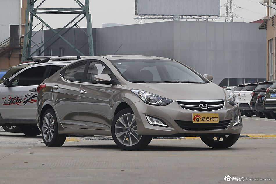 2015款朗动1.6L自动尊贵型