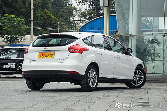 2015款福克斯两厢1.0L GTDi手动超能风尚型
