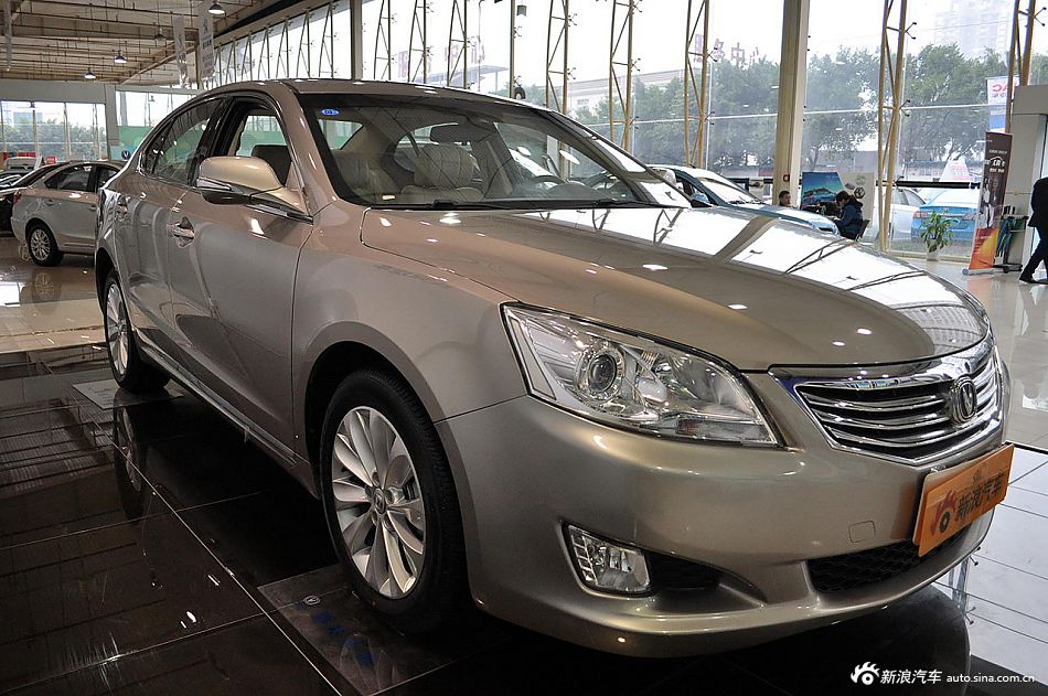 2013款睿骋2.0L自动豪华型