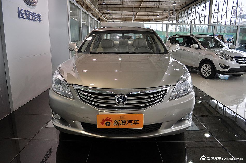 2013款睿骋2.0L自动豪华型