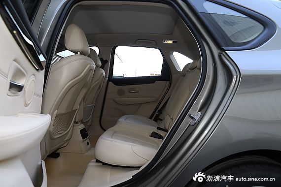 2015款宝马2系Active Tourer 218i 运动设计套装