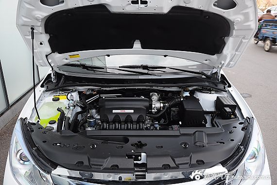 2015款比亚迪速锐