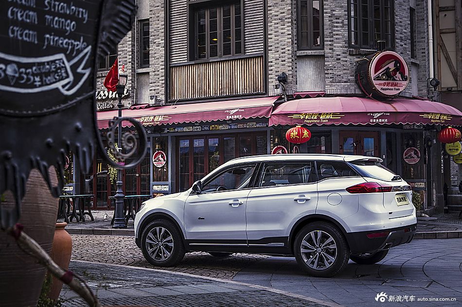2016款吉利博越官方图